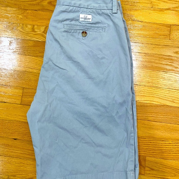 Vineyard Vines Shorts - Picture 3 of 7